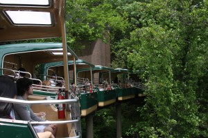 bzasai monorail zoo chat